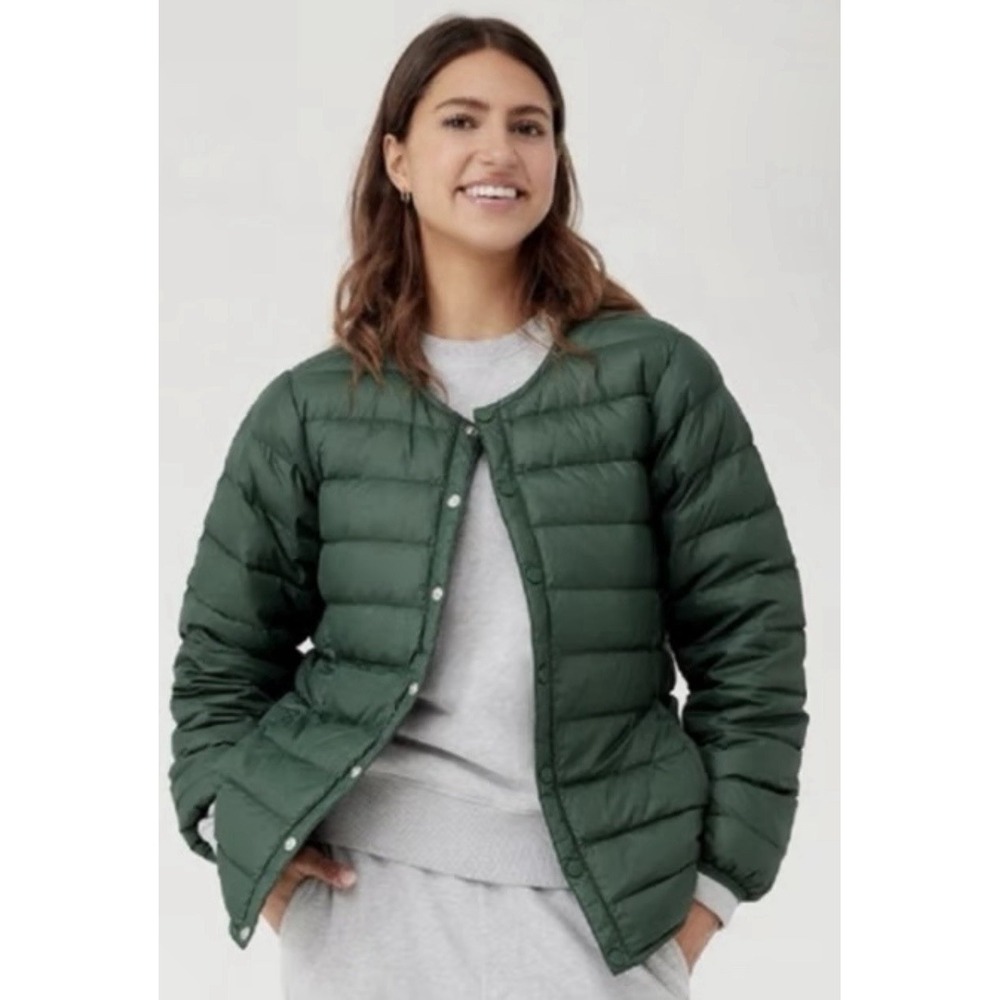 Outdoor Voices SoftShield Liner Down Jacket Unisex Size Medium Green Trails